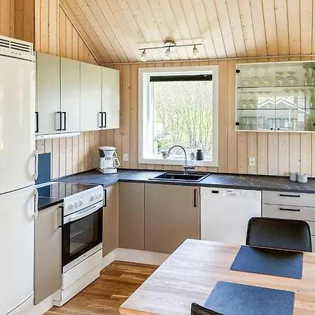 Cozy In With Kitchen 度假居 Logstor